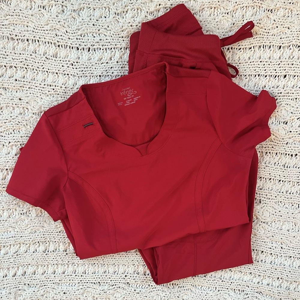 Womens Cherokee XS Infinity red scrub set.